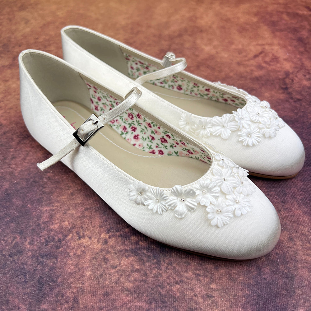 Ivory Floral Flat Shoes For Girls Summer