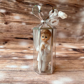 Communion Favour Boy Kneeling Praying CFBK01