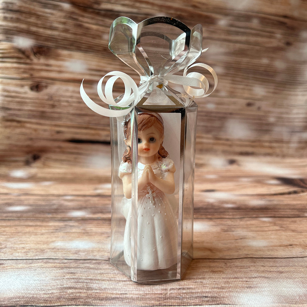 Communion Favour Girl Kneeling Praying CFGK01