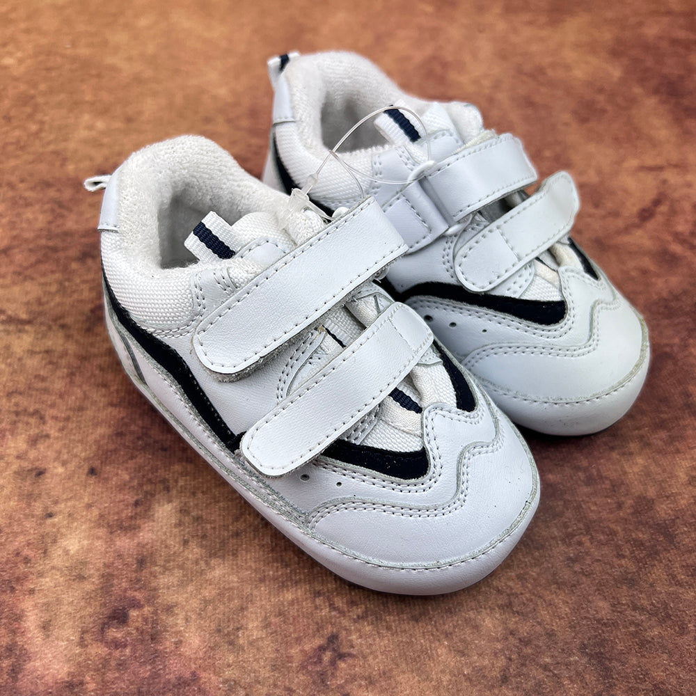 Early Days Baby Boys Soft Trainers White L807