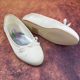 Linzi Jay Girls Flat Shoes Ivory LS202