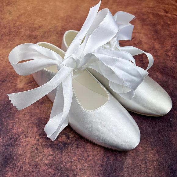 Little People Girls Flat Shoes White Tonie