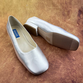 Shades Girls White Shoes 400