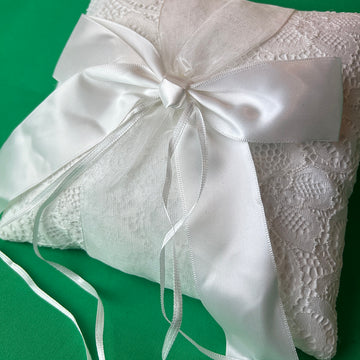Wedding Ring Cushion Ivory
