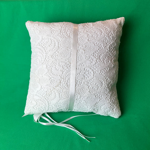 Wedding Ring Cushion Ivory