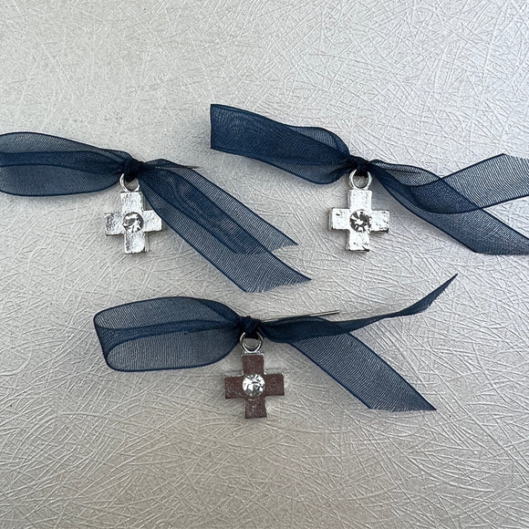 8493 Martyrika Witness Pins Navy Blue