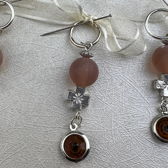 8578 Martyrika Witness Pins Brown Zoom