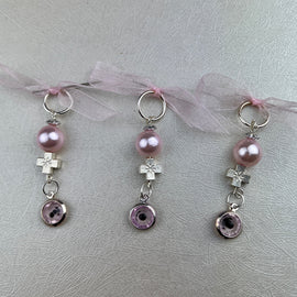 8578 Martyrika Witness Pins Pink