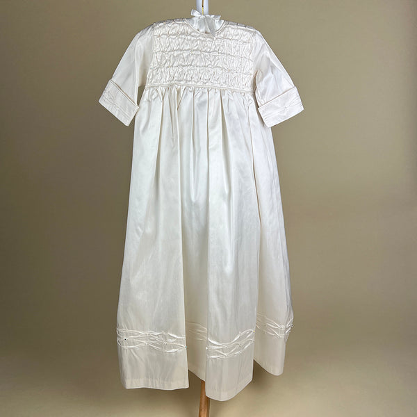 DE4218 Delicate Elegance Christening Gown