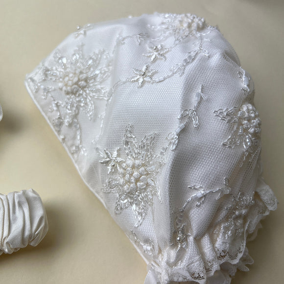 DE4247 Delicate Elegance Christening Dress Bonnet