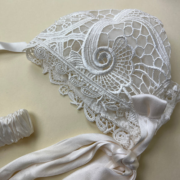DE4301 Delicate Elegance Christening Dress Bonnet