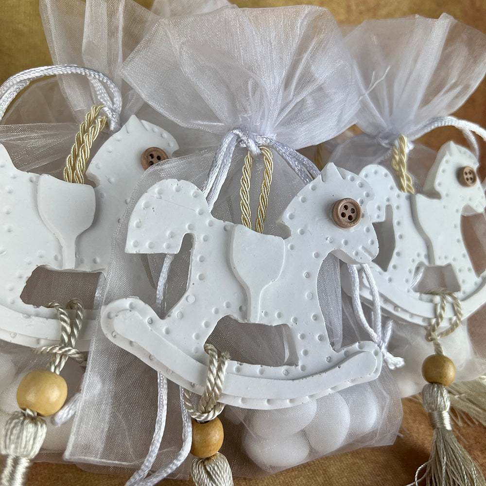 FB1RH2 Christening Favours Bonbonieres White Zoom