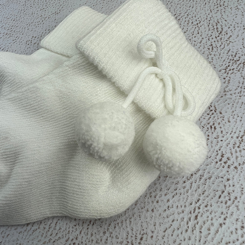 S5337 Unisex Pom Pom Socks White Zoom